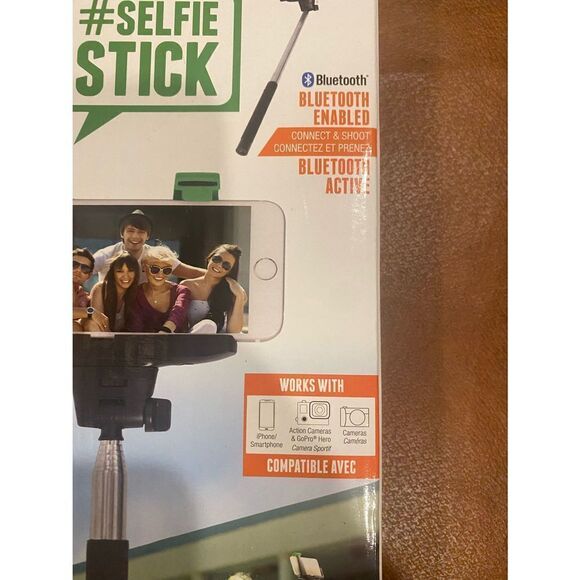 ReTrak Bluetooth Wireless Original Selfie Stick Phone Tripod NWT NIB - Picture 2 of 4